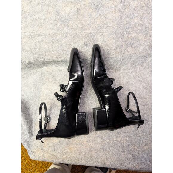 Steve Madden Scottie Mary Jane Ankle Strap Pump Black Size 9 Small Heel Classic - Picture 7 of 7